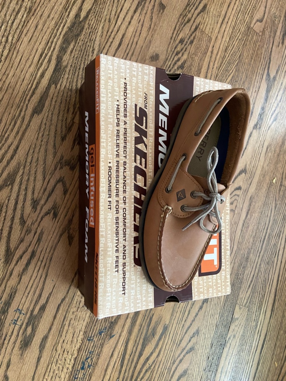Skechers Men's Tan Leather Boat Shoe with Gray Laces